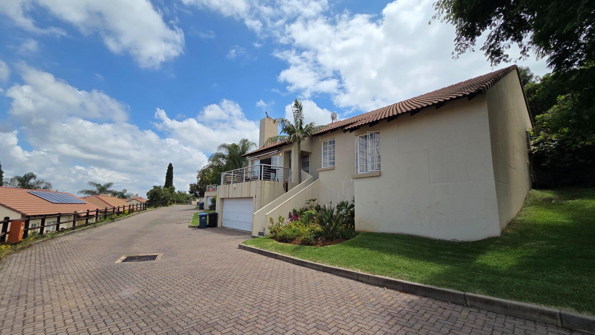 3 Bedroom Townhouse for Sale - Gauteng